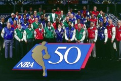 NBA新赛季风云：马刺续约福克斯，字母哥未来去向悬疑